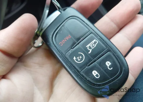 2017 Jeep Cherokee Latitude Fwd from USA, damaged, VIN 1C4PJLCB0HW654435